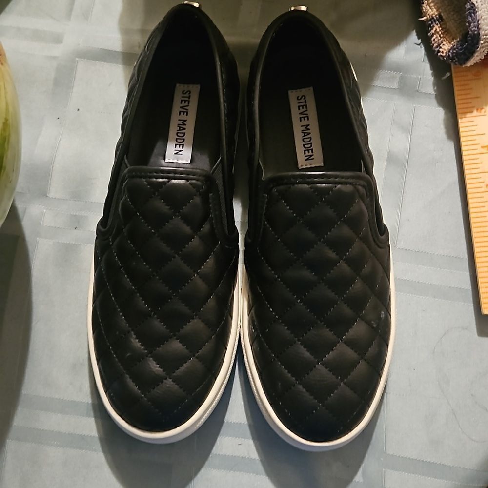 Steven By Steve Madden Black Quilted Sneakers
